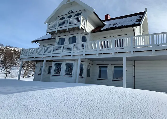 דירה Kvaloya By The Sea טרומסה