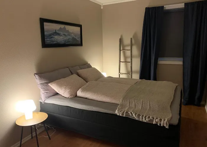 Kvaloya By The Sea *